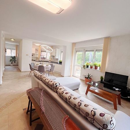 Garden Villa 布达佩斯 外观 照片